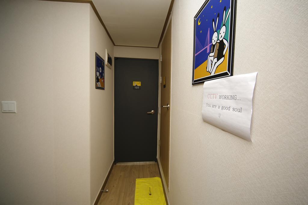 24 Guesthouse Kyunghee University Seoul Bagian luar foto